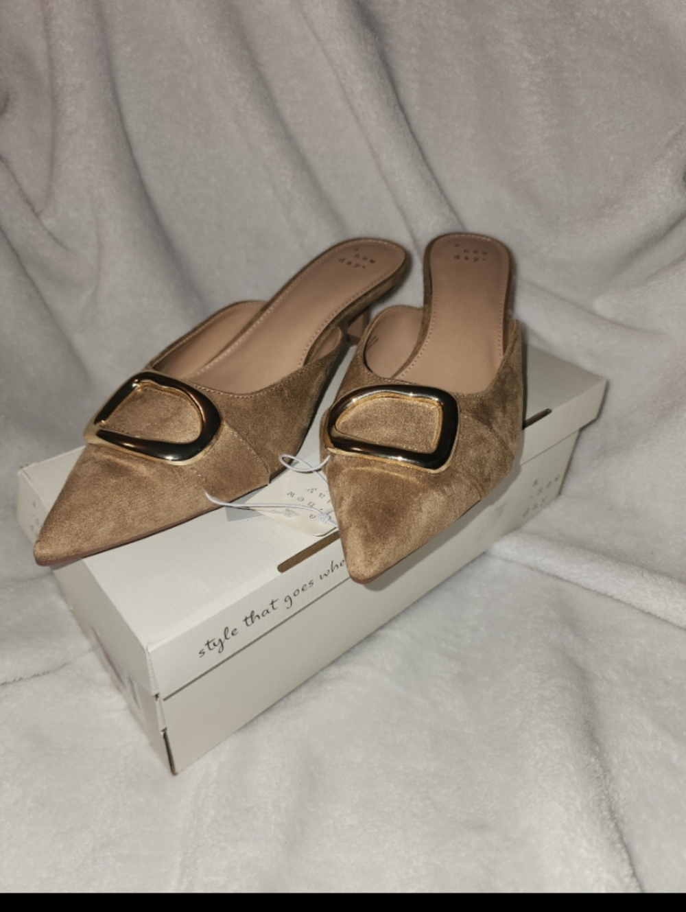 A new day womens size 8.5 kitten heels mule pointed toe brown larissa heels